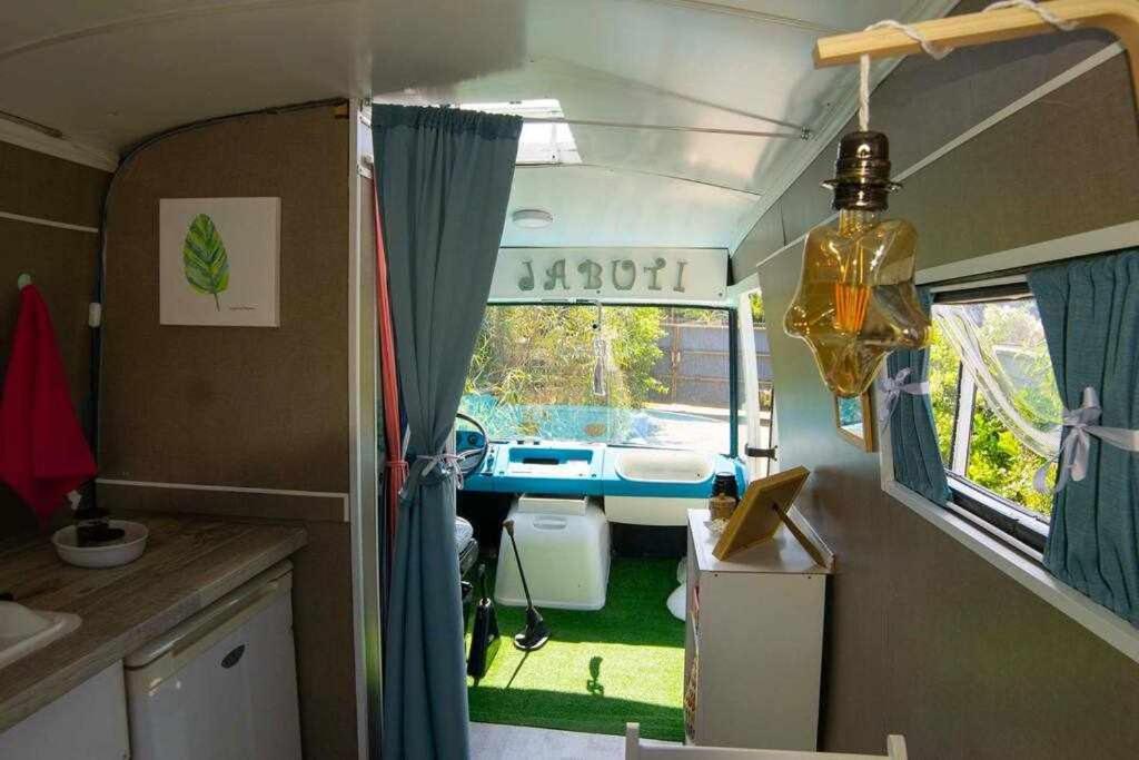 Jabuti Autocaravana Con Porche Y Aparcamiento Cadix Extérieur photo