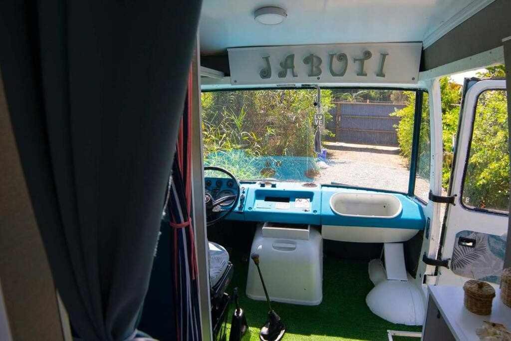 Jabuti Autocaravana Con Porche Y Aparcamiento Cadix Extérieur photo